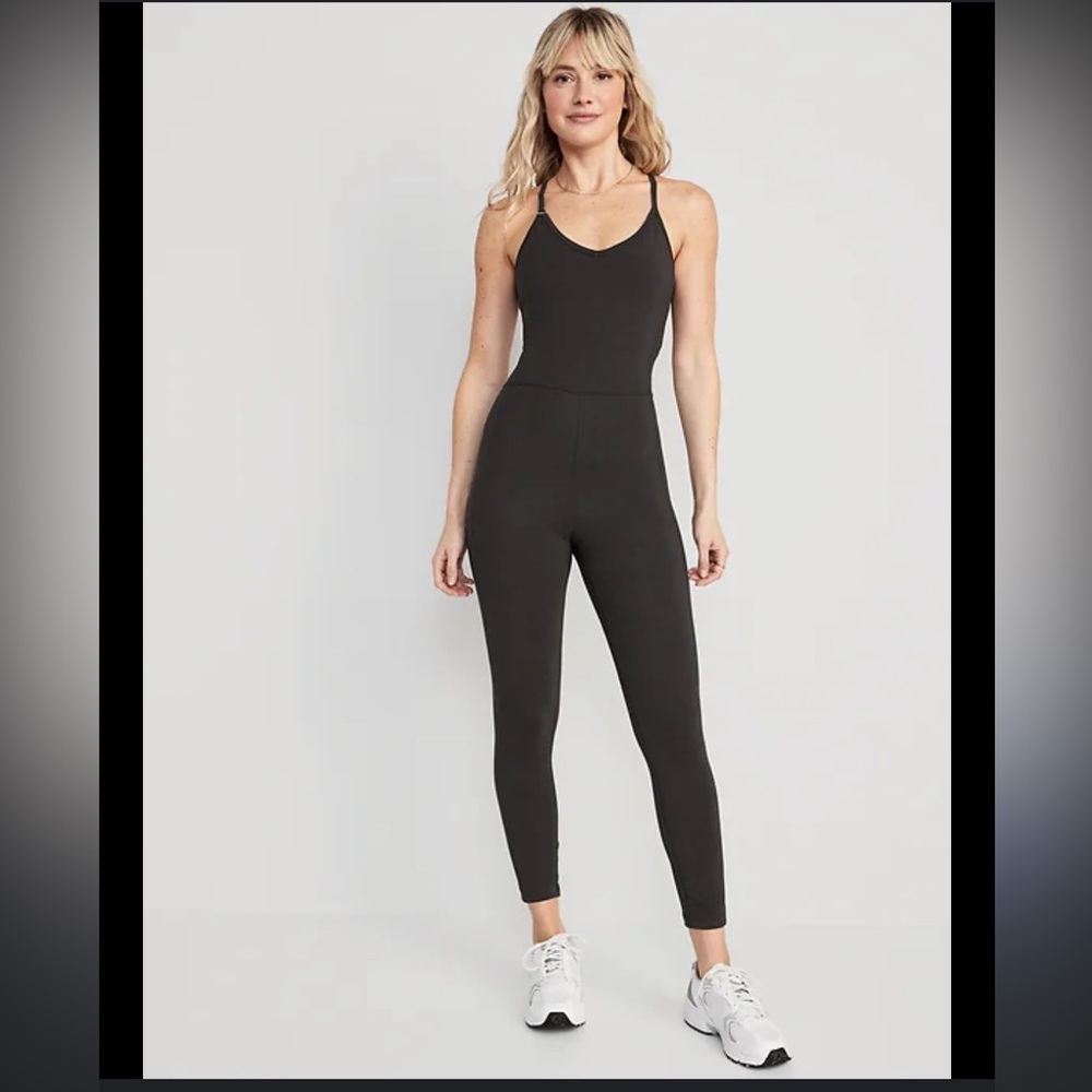 Old Navy Jumpsuit power chill size -3X Black Women's Jumpsuit